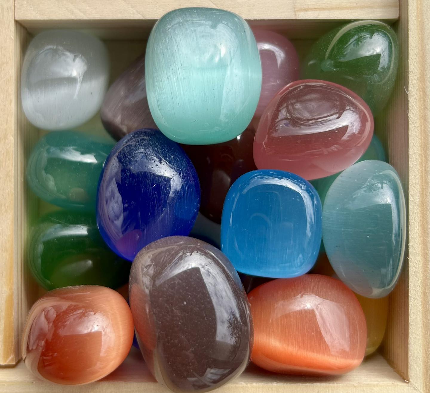 Dyed Ulexite (“TV Stone”) Tumbles 
