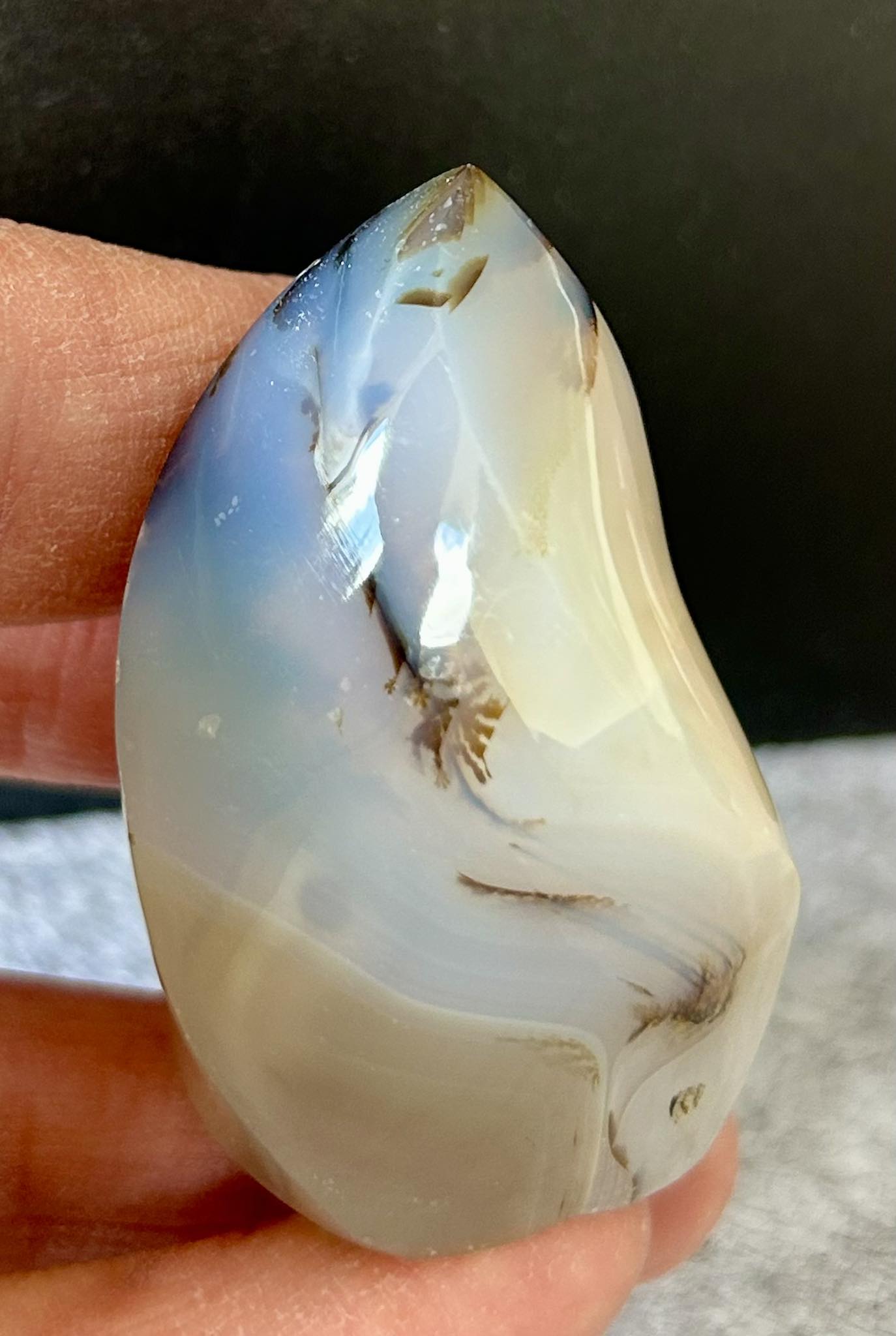 Small Agate Flame