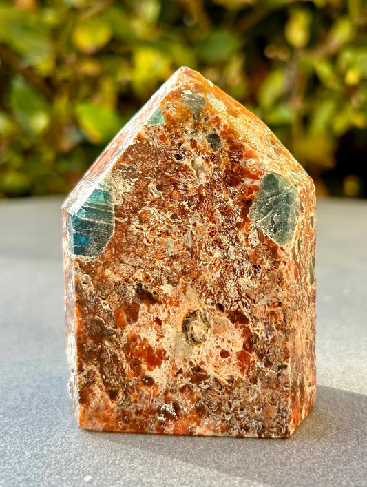 Apatite in Calcite Tower
