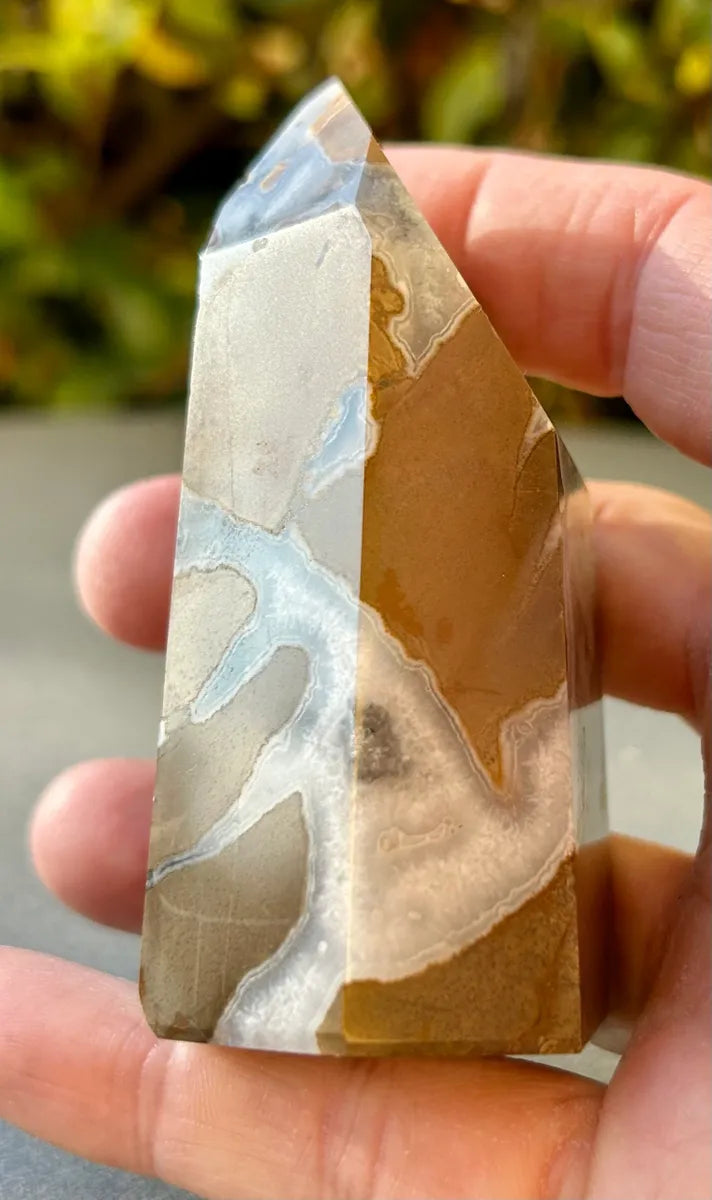 Mosaic Chalcedony Quartz Tower