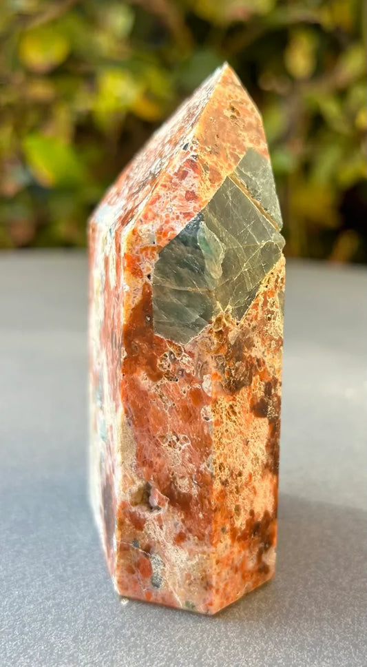 Apatite in Calcite Tower