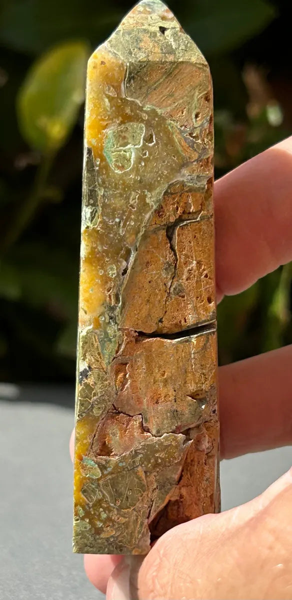 Smithsonite Obelisk (2)