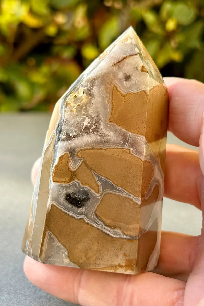 Mosaic Chalcedony Quartz Tower