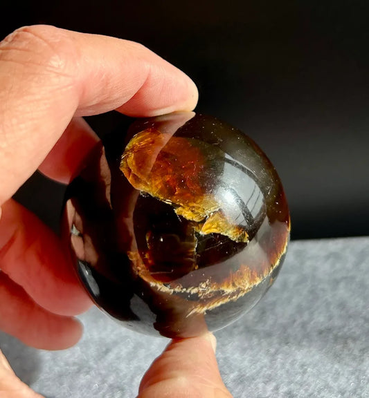 Amber Sphere