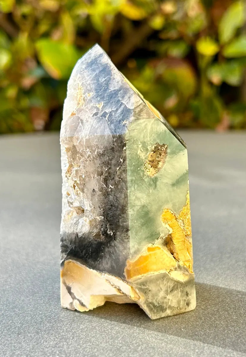 Mosaic Chalcedony Quartz Tower (3)