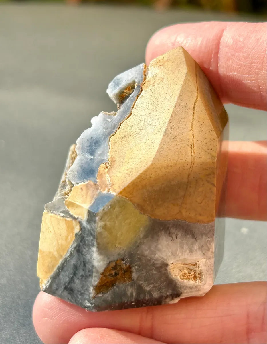 Mosaic Chalcedony Quartz Tower (1)
