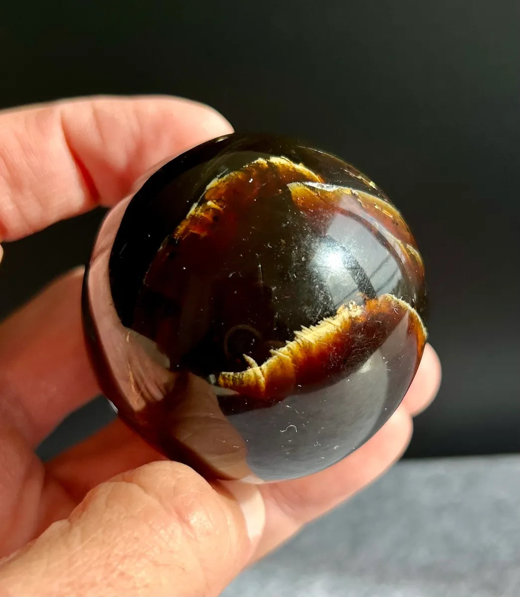 Amber Sphere