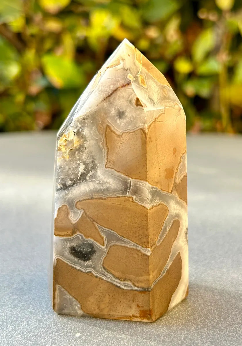 Mosaic Chalcedony Quartz Tower