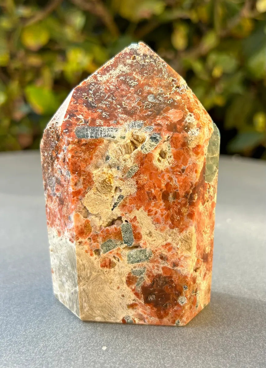 Apatite in Calcite Tower