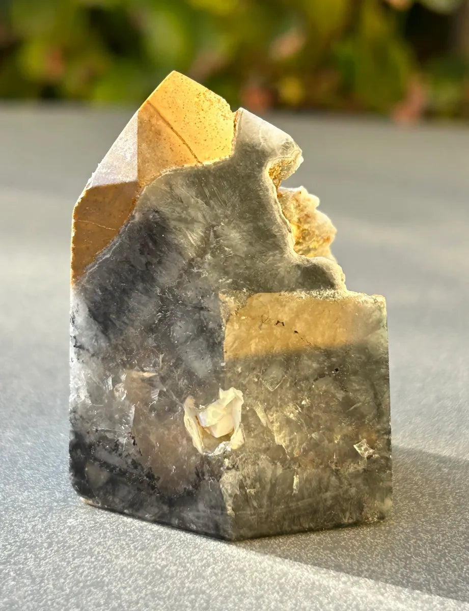 Mosaic Chalcedony Quartz Tower (1)