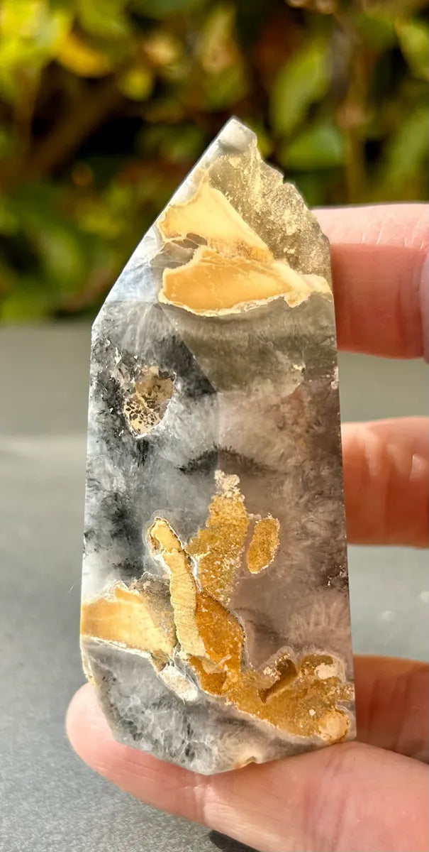 Mosaic Chalcedony Quartz Tower (3)