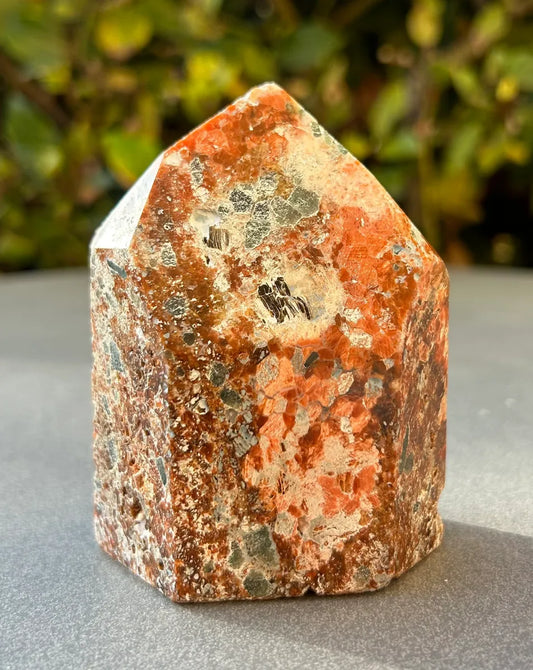 Apatite in Calcite Tower